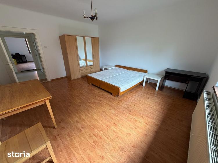 Apartament cu 3 camere în Țiglari