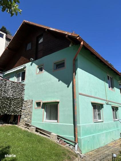 Casă cu 4 camere cu Teren 308 Mp în Central