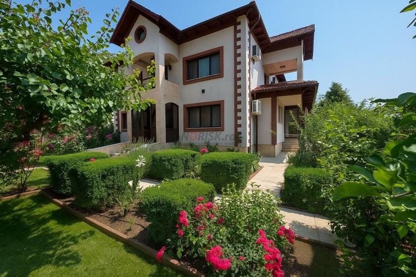 Casă individuală cu 7 camere cu Piscina în Snagov