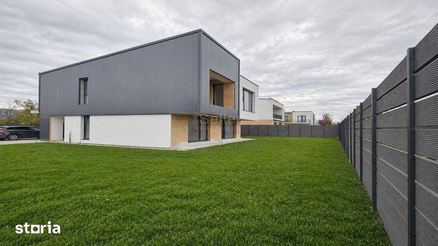 Casă cu 4 camere cu Teren 537 Mp în Central