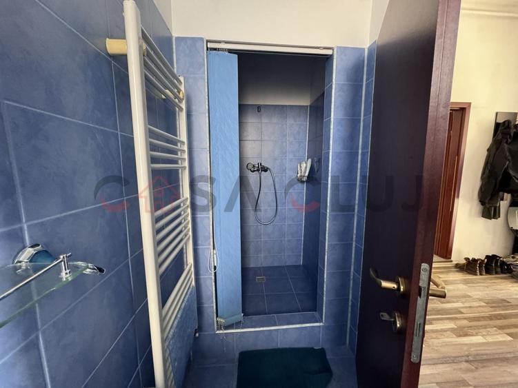 Apartament cu 4 camere decomandat, mobilat în Ultracentral