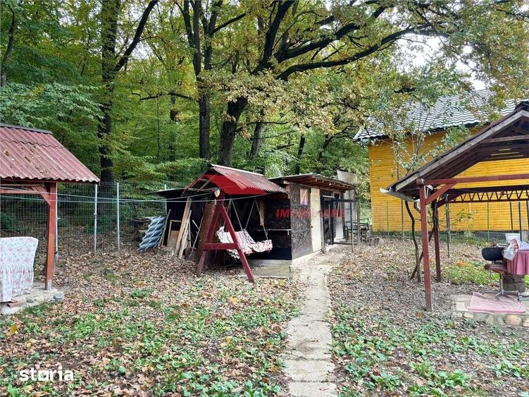 Casă cu 3 camere cu Teren 1700 Mp în Central