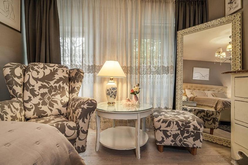 Apartament cu 3 camere decomandat în Herăstrău