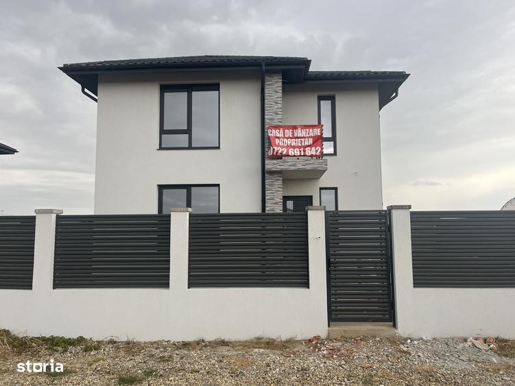 Casă cu 4 camere cu Teren 352 Mp în Berceni
