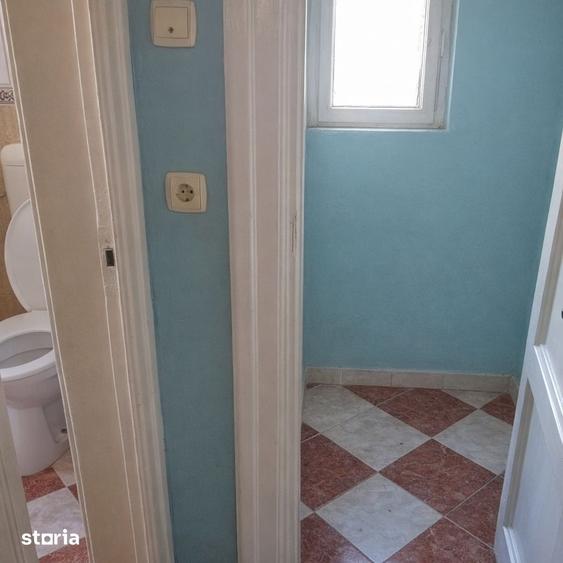 Casă cu 3 camere cu Teren 82 Mp în Gara de Nord