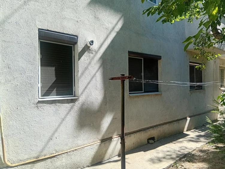 Apartament cu 2 camere nedecomandat în Obor