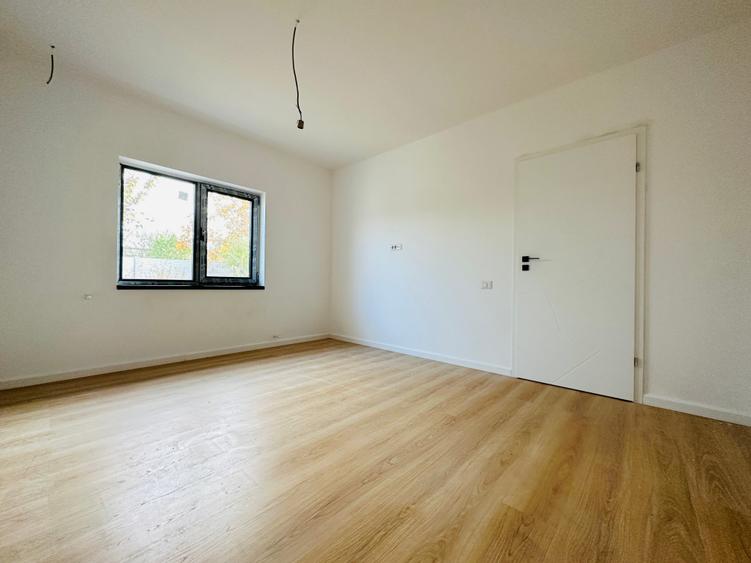 Casă individuală cu 4 camere cu Teren 375 Mp în Berceni