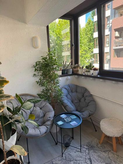 Apartament cu 3 camere decomandat în Runcu