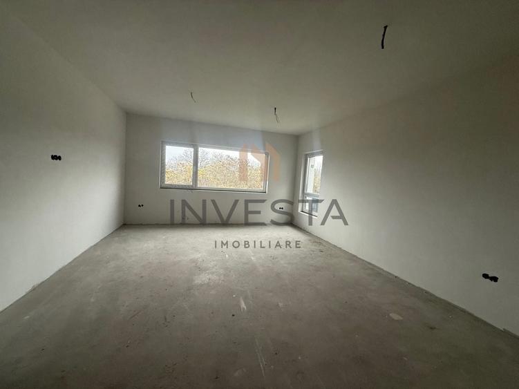 Duplex cu 6 camere cu Canalizare în Borhanci