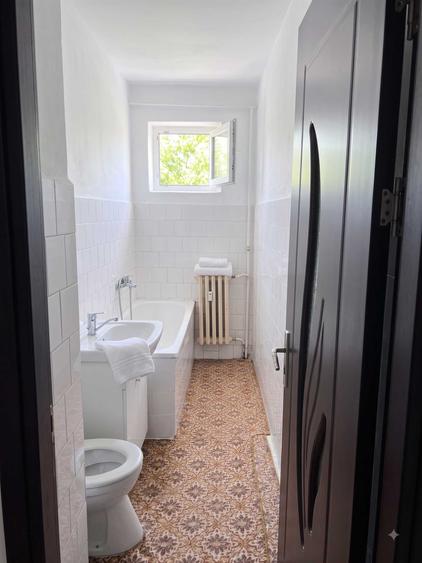 Vand apartament 2 camere, semidecomandat, situat in Constanta, zona KM 4-5. - 3