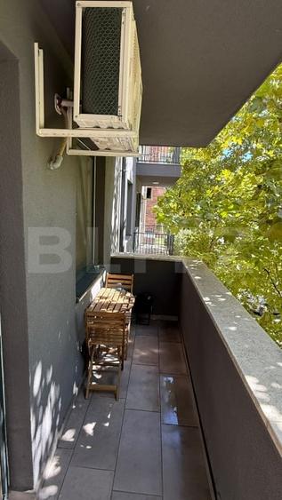 Apartament cu 3 camere decomandat, mobilat în Sud