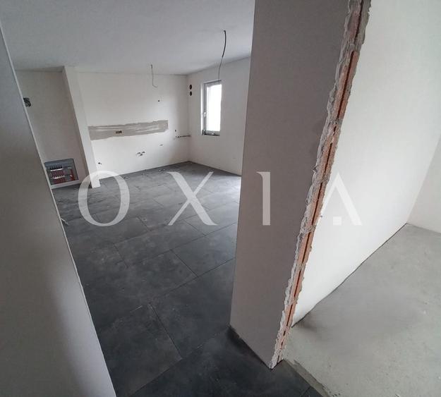 Apartament cu 2 camere semidecomandat în Giroc