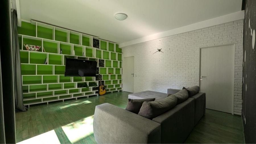 Apartament cu 2 camere nedecomandat în Central