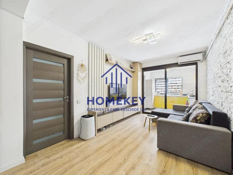 Apartament cu 3 camere semidecomandat, mobilat în Central