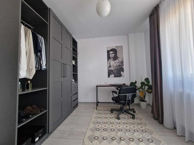 Apartament cu 3 camere decomandat, mobilat în Theodor Pallady