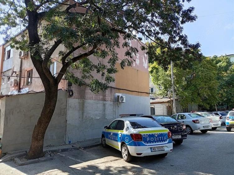 Vand apartament cu 2 camere - 1