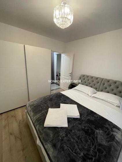 Apartament cu 2 camere în P-ța Victoriei