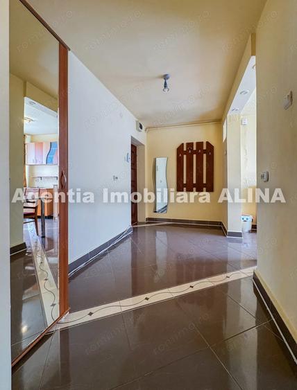 Apartament cu 2 camere semidecomandat în Ultracentral
