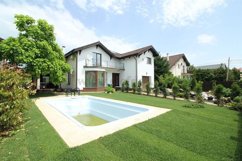 Casă individuală cu 6 camere cu Piscina în Iancu Nicolae