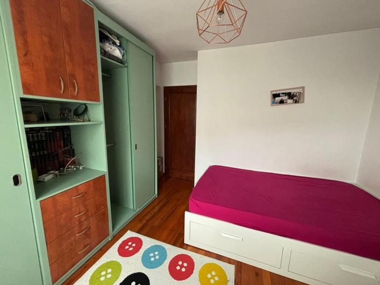 Apartament cu 2 camere decomandat, mobilat în Republicii
