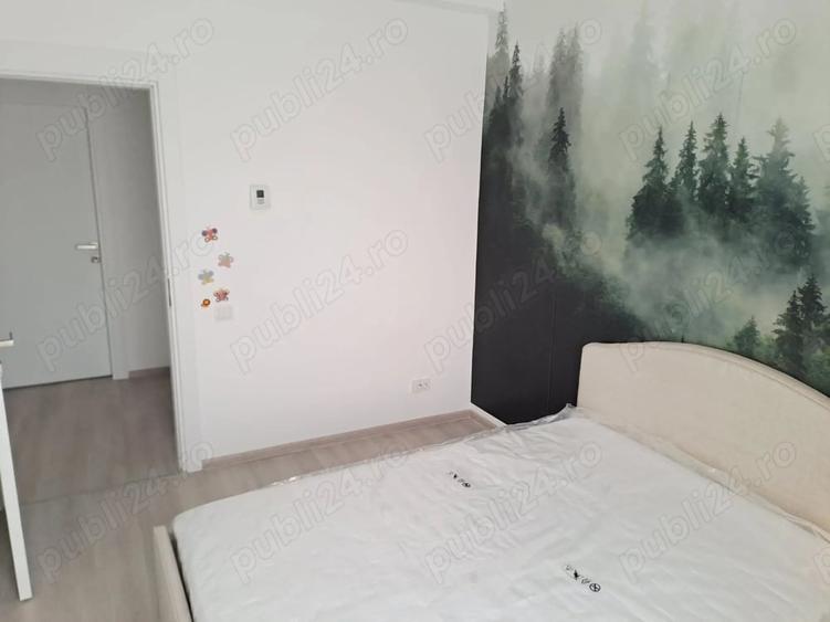 Apartament cu 3 camere decomandat în Theodor Pallady
