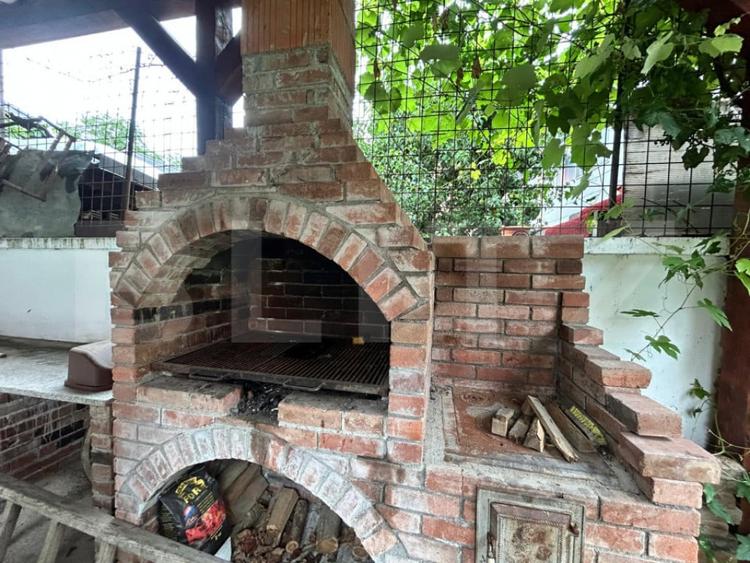 Spațiu comercial, de 120 mp, în Salva