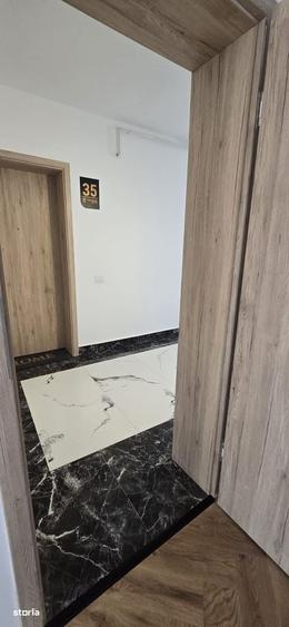 Apartament cu 3 camere în Tractorul