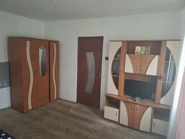 Apartament cu 2 camere decomandat în Exterior Vest