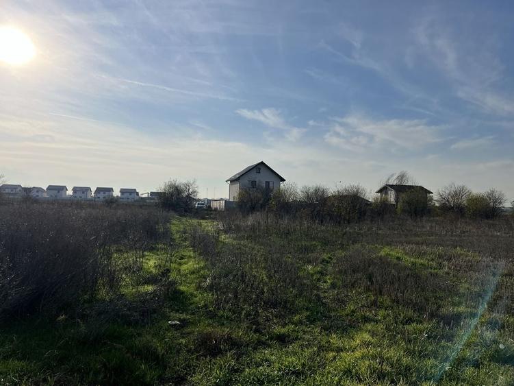 Teren de 2750 mp, în Central