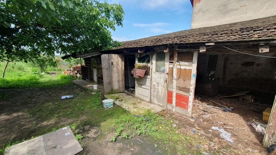 Casă cu 2 camere cu Teren 1199 Mp în Aradul Nou