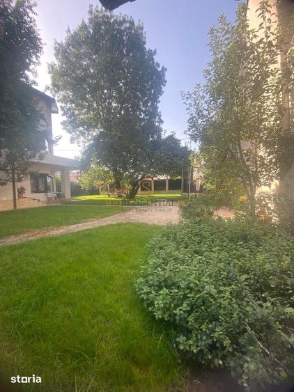 Casă cu 4 camere cu Teren 400 Mp în Apărătorii Patriei