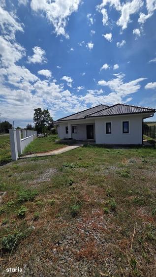 Casă cu 3 camere cu Teren 700 Mp în Viile Satu Mare
