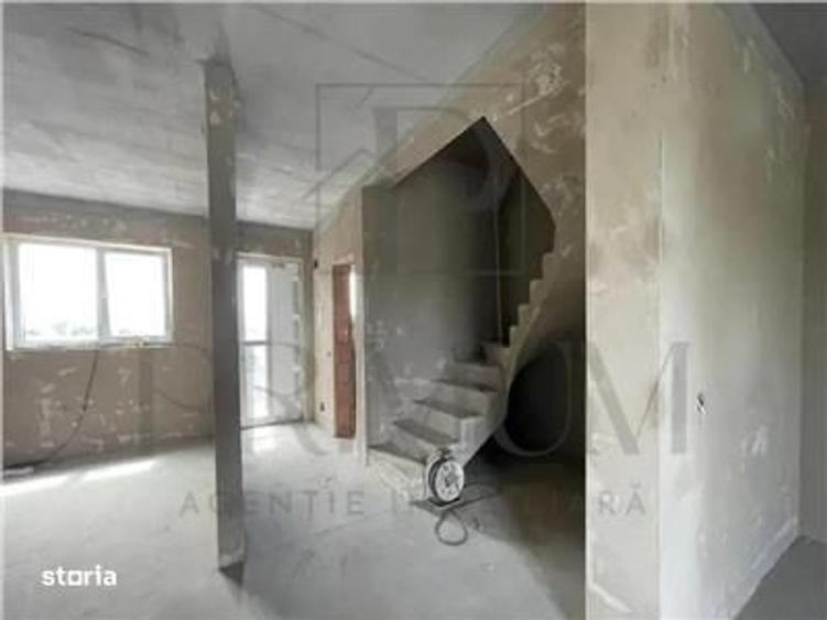 Casă cu 4 camere în Urseni
