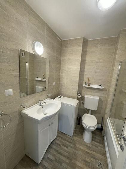 Apartament cu 2 camere semidecomandat în Florești