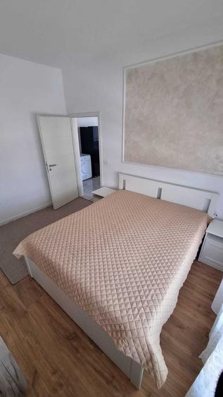 Apartament cu 2 camere semidecomandat, mobilat în Dumbrăvița