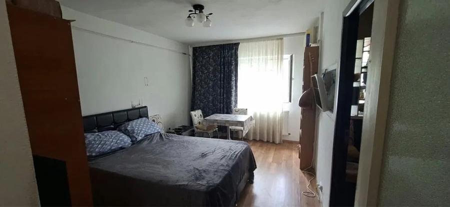 Garsonieră decomandată în Tudor Vladimirescu