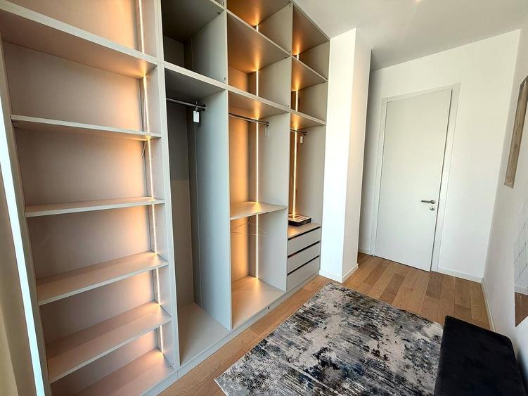 Apartament cu 4 camere, mobilat în Herăstrău
