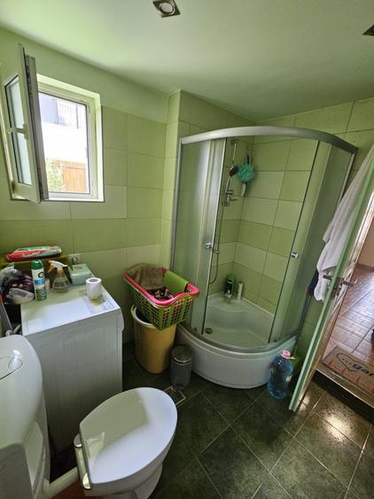 Casă individuală cu 2 camere cu Canalizare în Între Lacuri