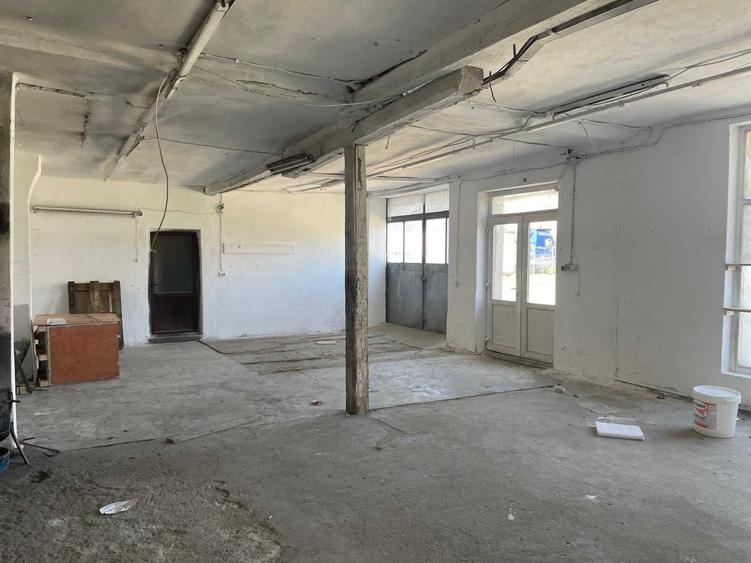 Spațiu comercial, de 225 mp, în Central
