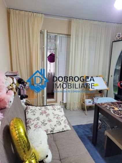 Apartament cu 2 camere semidecomandat, mobilat în Spitalului