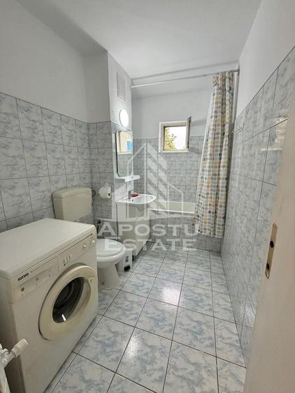 Apartament cu 3 camere decomandat, mobilat în Telegrafului