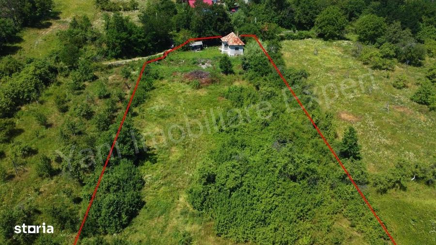 Casă cu 2 camere în Ciofrângeni