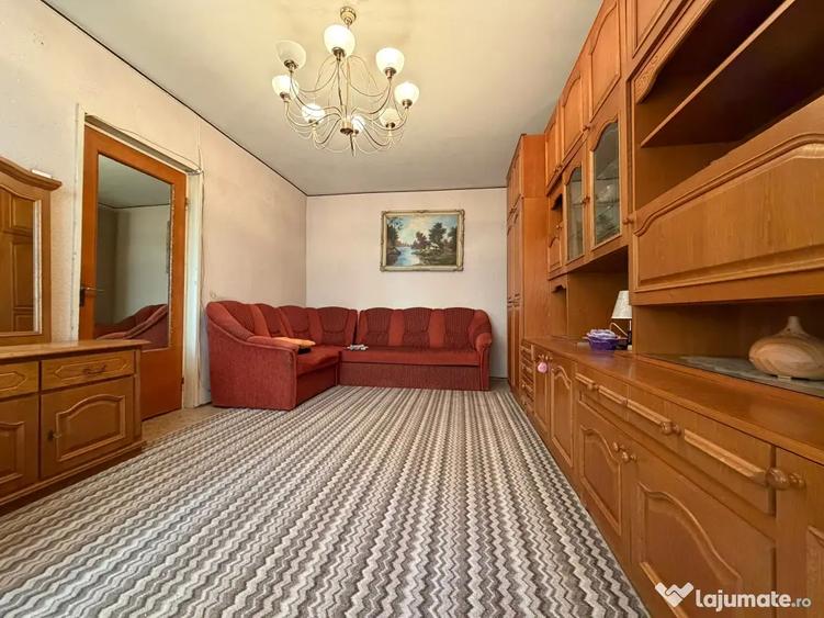 Apartament cu 2 camere decomandat în Obor