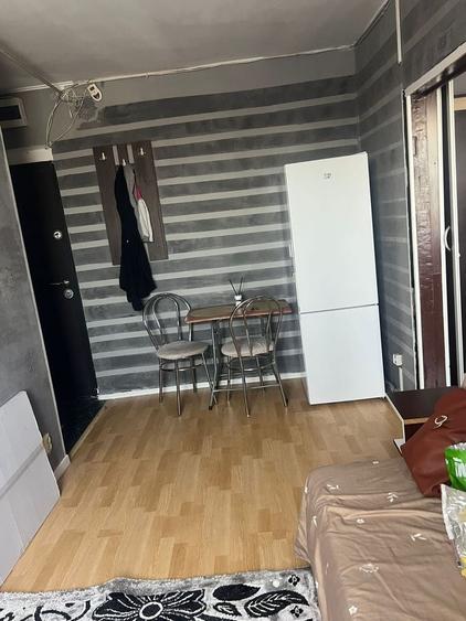 Apartament cu 2 camere semidecomandat în Eroii Revoluției