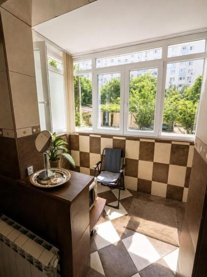 Apartament cu 2 camere decomandat, mobilat în Olteniței
