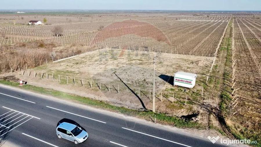 Teren de 2222 mp, în Urechești