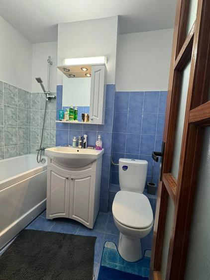 Apartament cu 2 camere decomandat în Traian