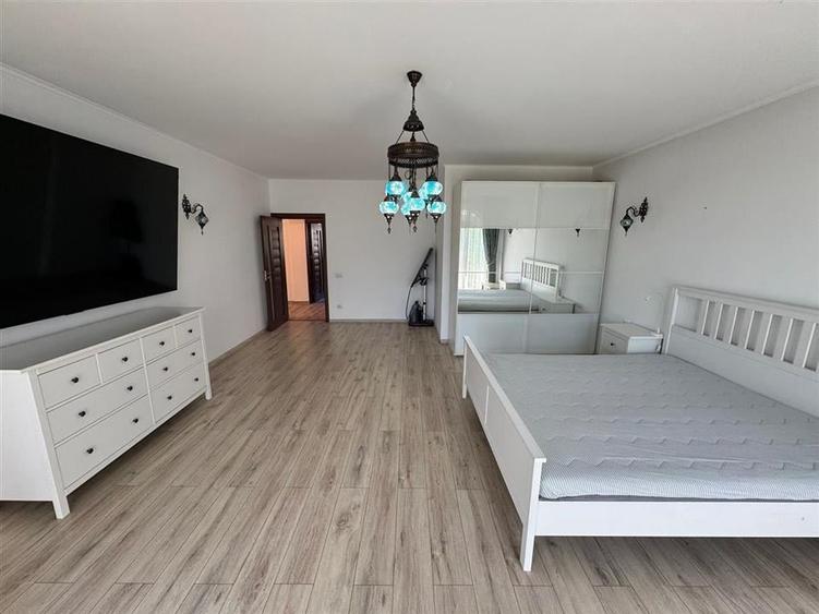 Casă individuală cu 3 camere cu Canalizare în Nord