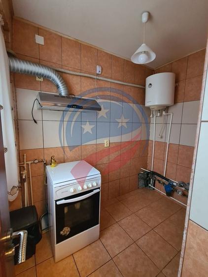 GARSONIERA DE VANZARE - LAPUS - 6