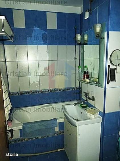 Apartament cu 3 camere decomandat în Viziru 3 — fotografia 1